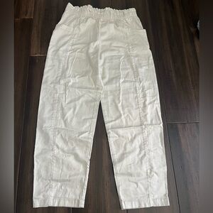 Girl’s Old Navy Cream Pants